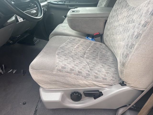 Used 2000 Ford F350 XLT image 28