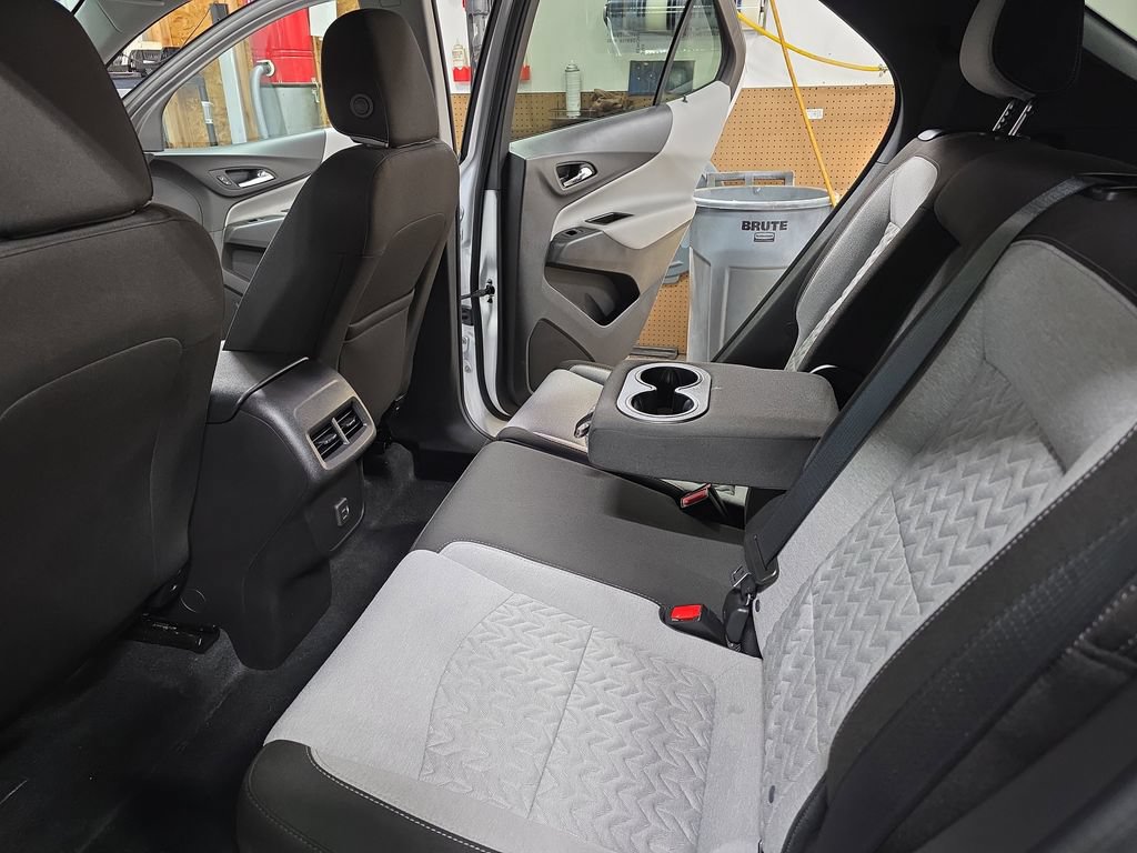Used 2024 Chevrolet Equinox LT w/ LPO, Floor Liner Package FWD image 15