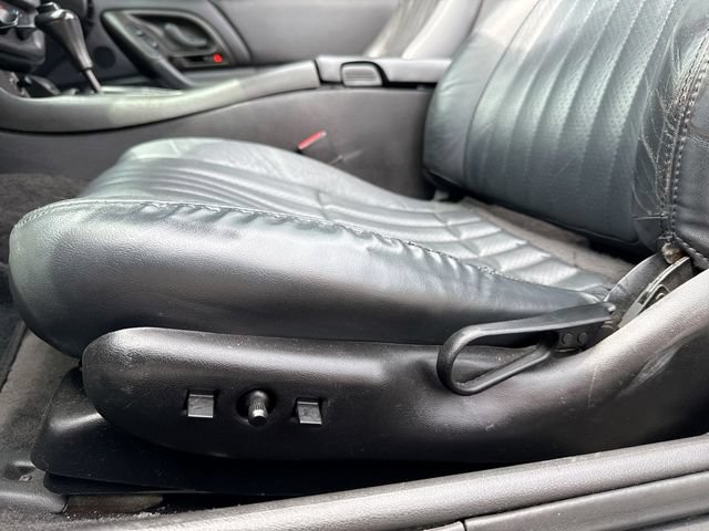 Used 2001 Chevrolet Camaro Z28 w/ SS Performance/Appearance Pkg RWD image 21