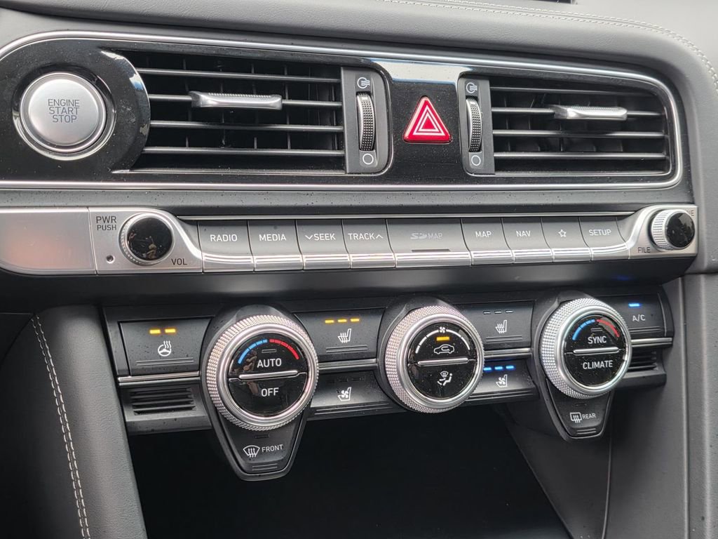 Used 2021 Genesis G70 2.0T w/ Prestige Package image 27