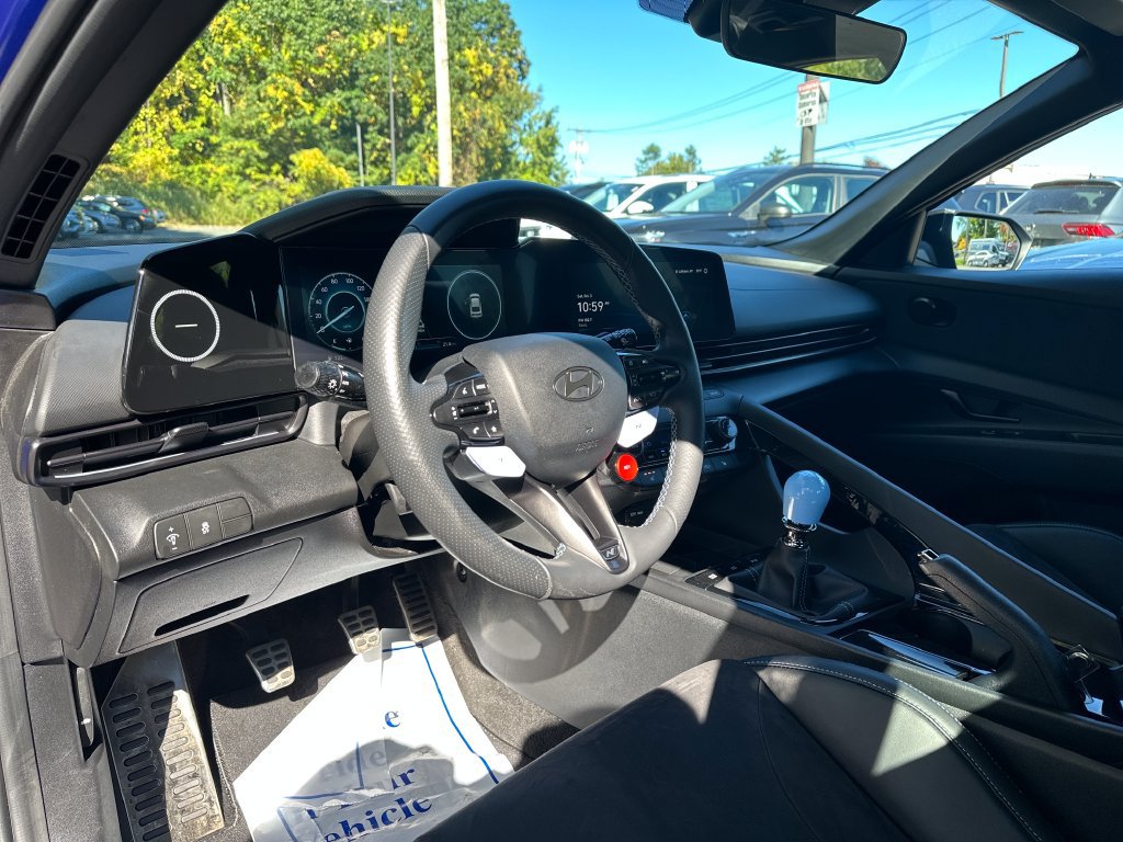 Used 2025 Hyundai Elantra N FWD image 11