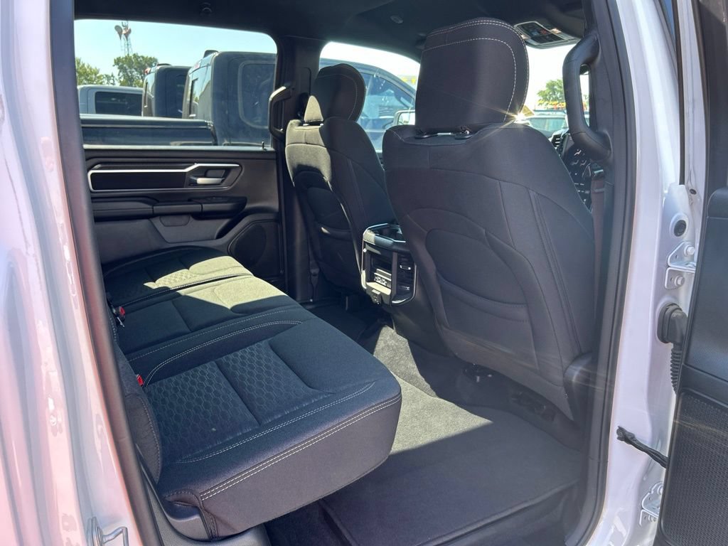 Used 2025 RAM 1500 Big Horn AWD/4WD image 40