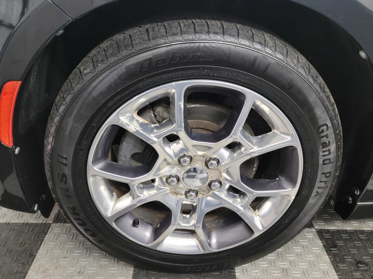 Used 2015 Dodge Charger SXT w/ AWD Premium Group image 27