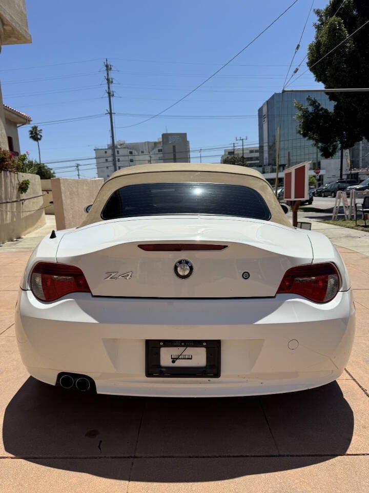 Used 2006 BMW Z4 3.0i RWD image 28