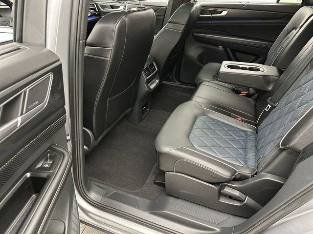Certified 2024 Volkswagen Atlas Cross Sport SEL Premium R-Line AWD/4WD image 26
