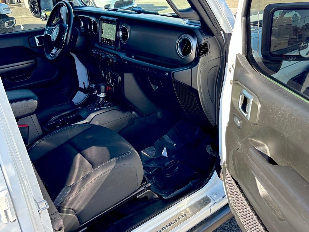 Used 2021 Jeep Wrangler Unlimited Rubicon 4xe image 35