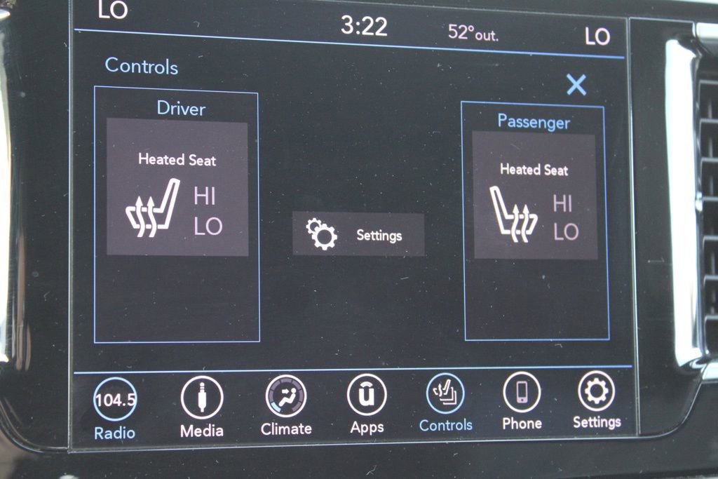 Used 2018 Chrysler Pacifica Touring-L w/ Premium Audio Group image 41