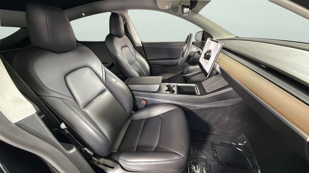 Used 2022 Tesla Model Y Performance image 34