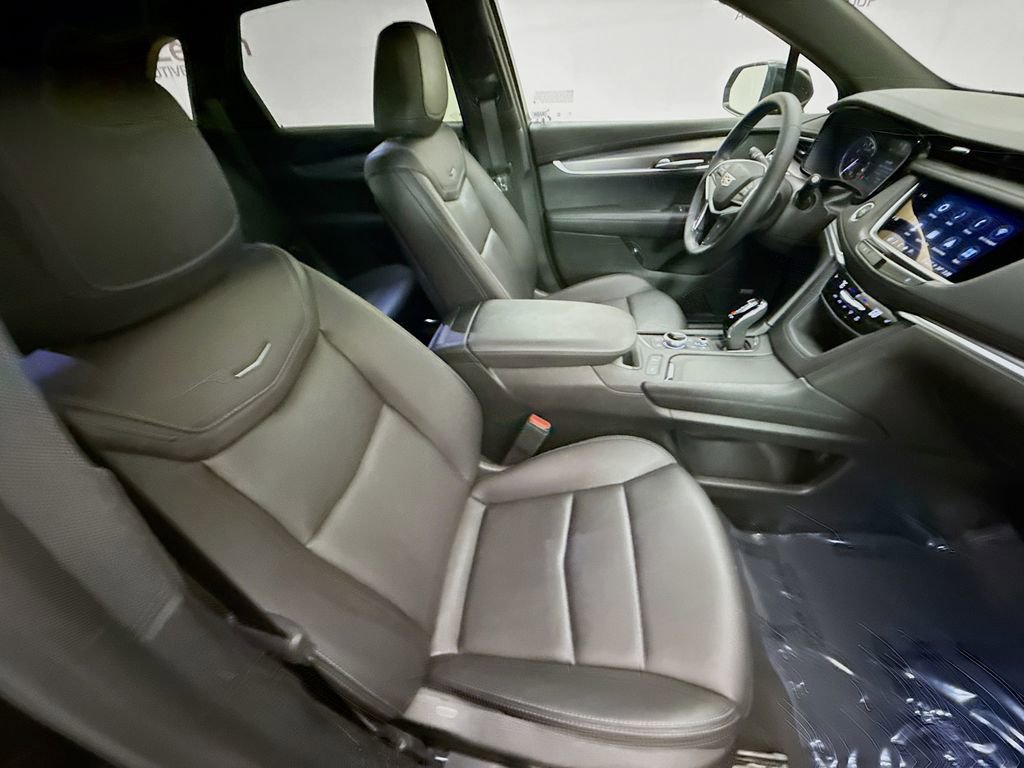 Used 2024 Cadillac XT5 Luxury FWD image 31