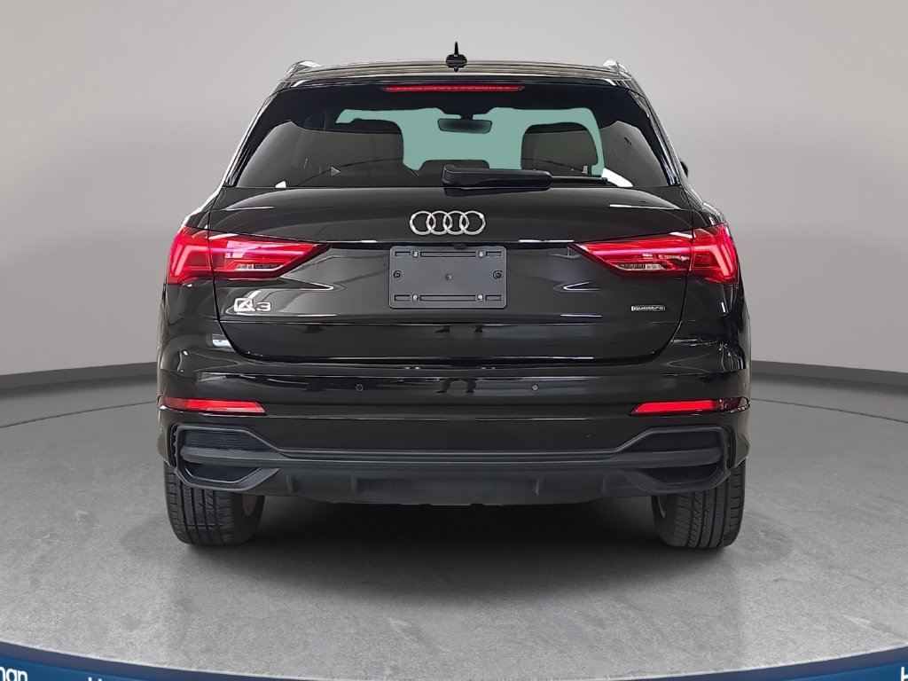 Used 2024 Audi Q3 2.0T Premium AWD/4WD image 8