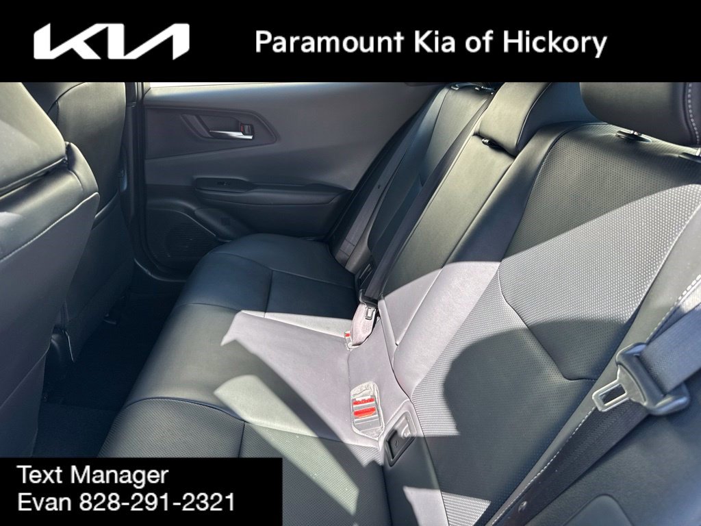 Used 2025 Toyota Prius XLE FWD image 11