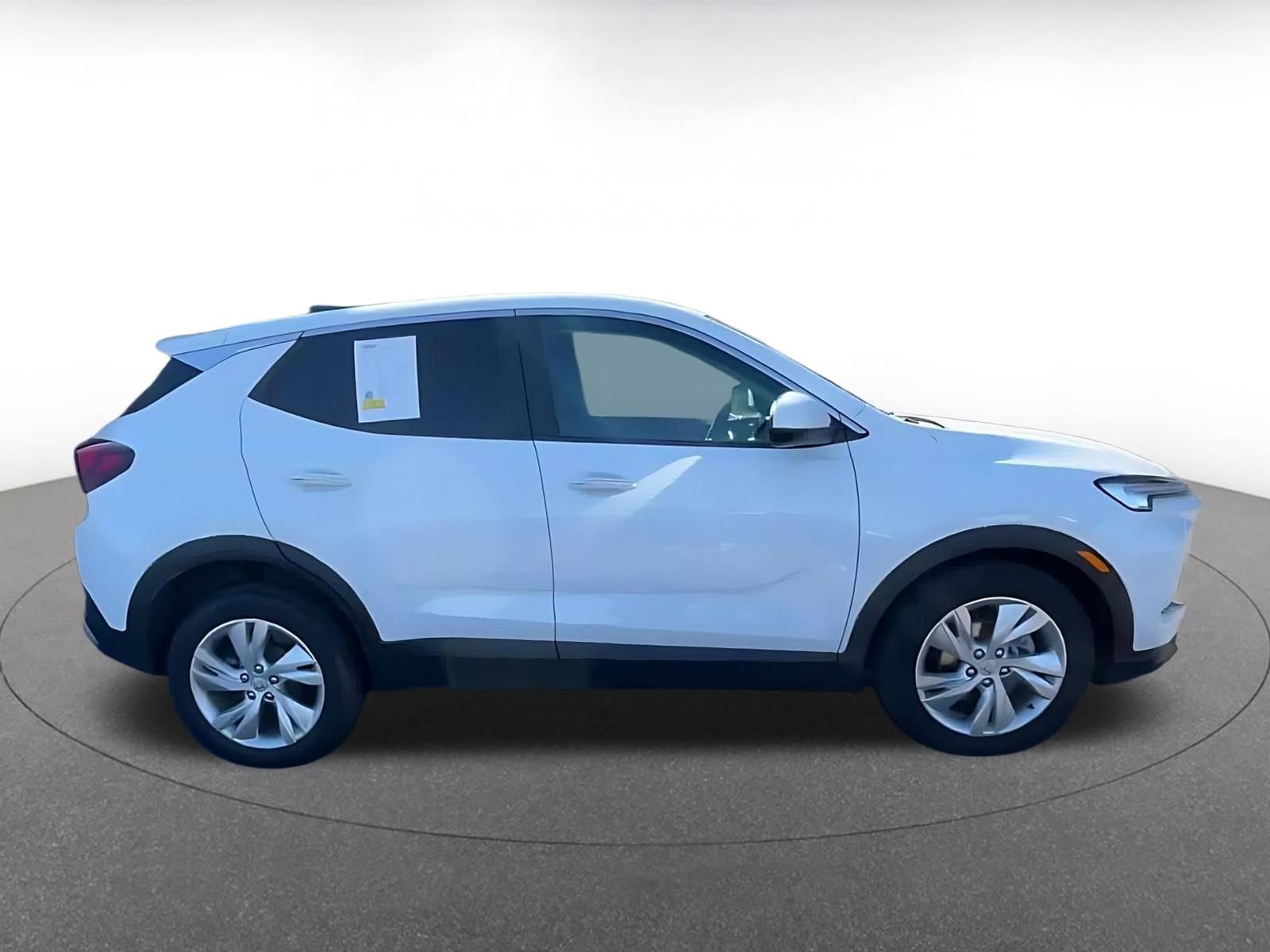 Used 2025 Buick Encore GX Preferred FWD image 15