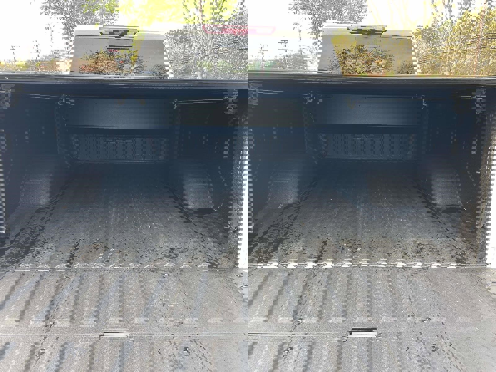 Used 2025 GMC Sierra 2500 AT4X image 14