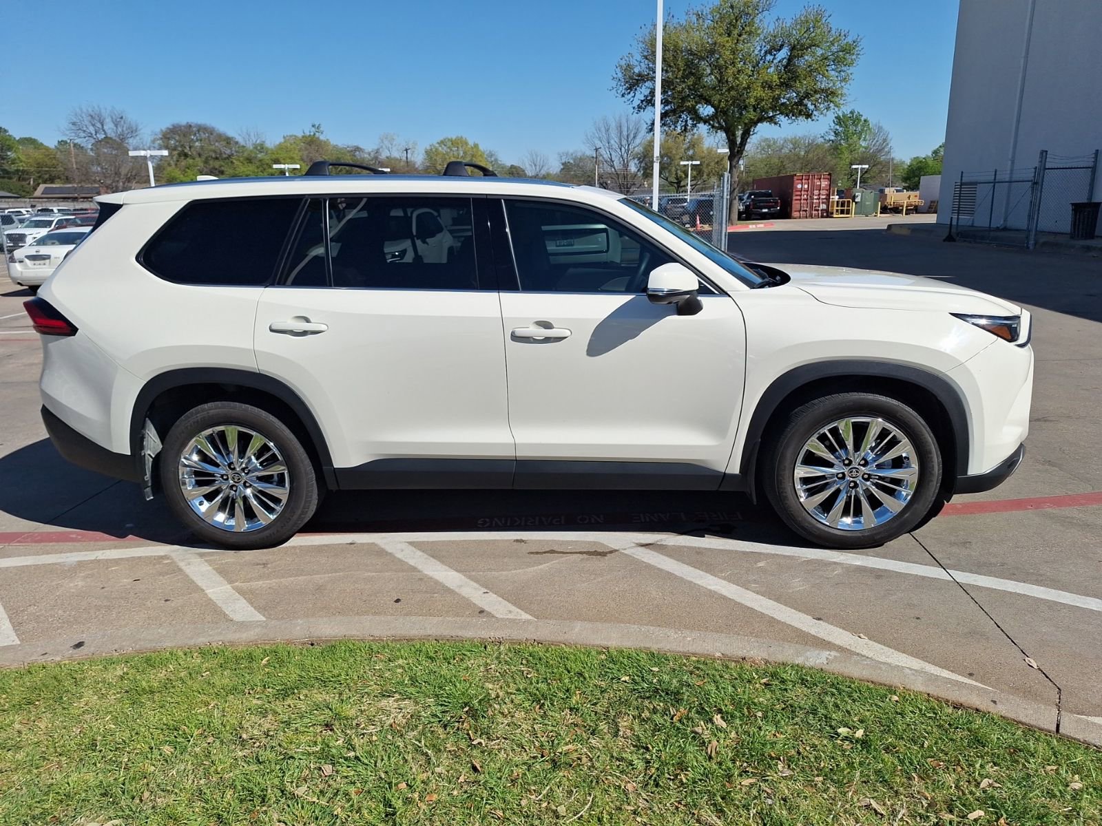 Used 2024 Toyota Grand Highlander Platinum image 7