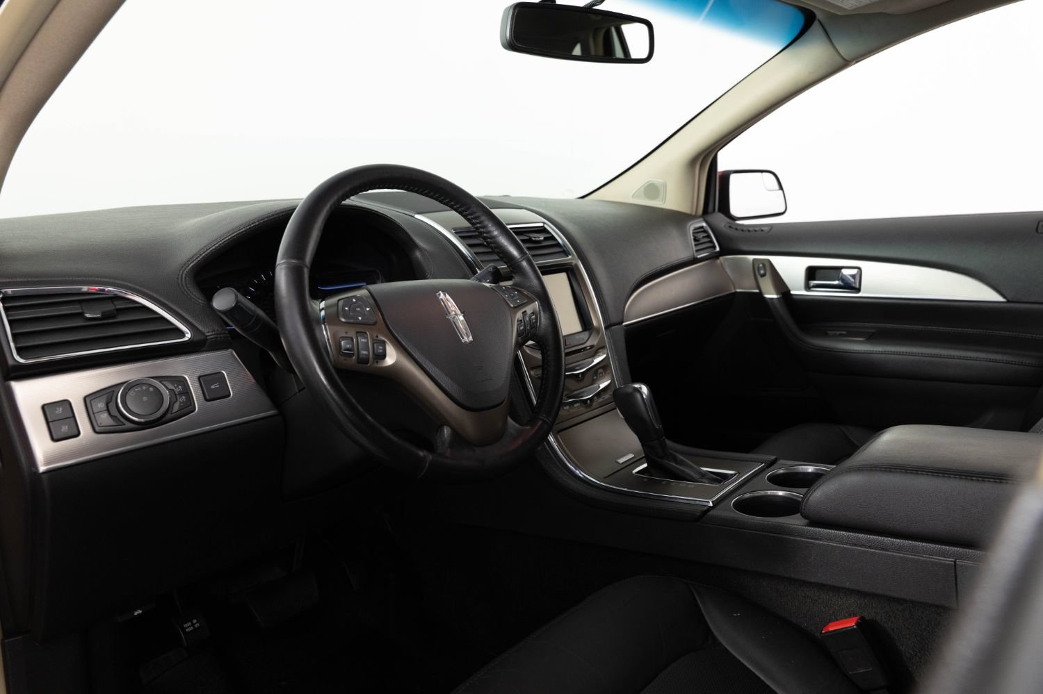 Used 2013 Lincoln MKX AWD image 12