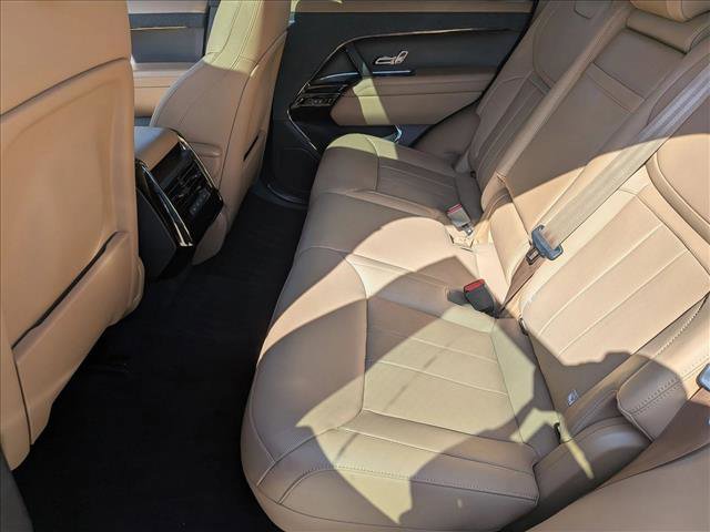 Used 2023 Land Rover Range Rover Sport SE AWD/4WD image 19