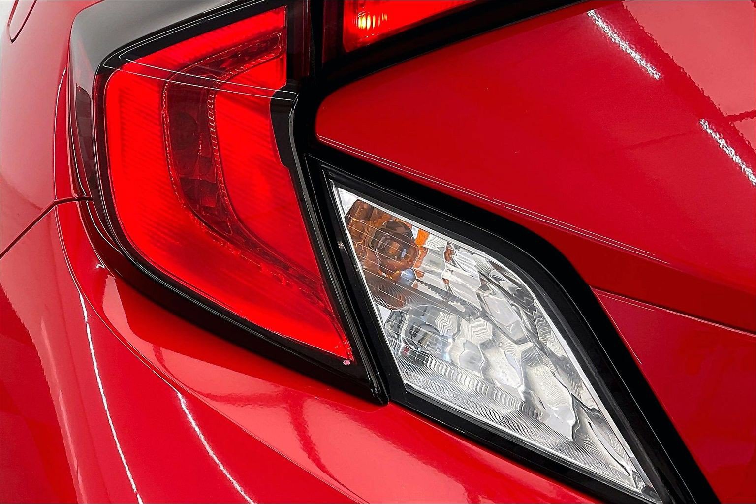 Used 2018 Honda Civic EX-T image 29