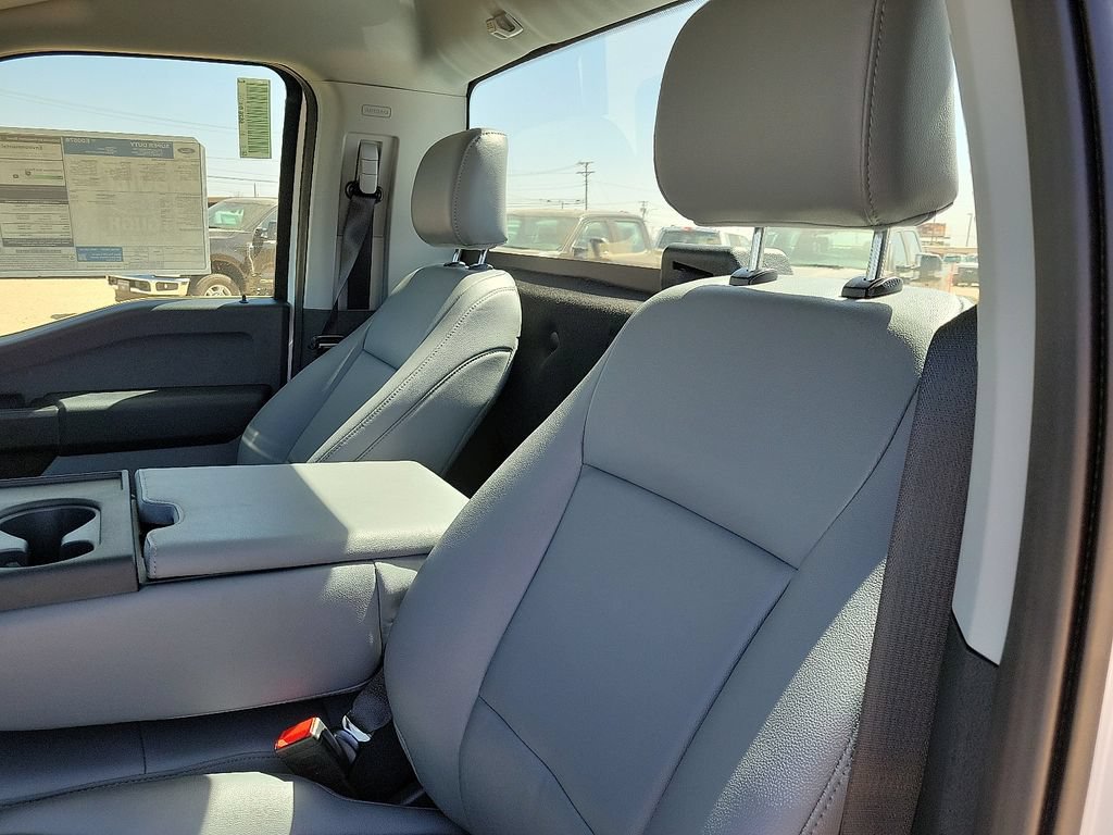 New 2026 Ford F250 XL w/ XL Chrome Package AWD/4WD image 16