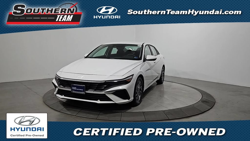 Certified 2025 Hyundai Elantra Hybrid FWD image 1