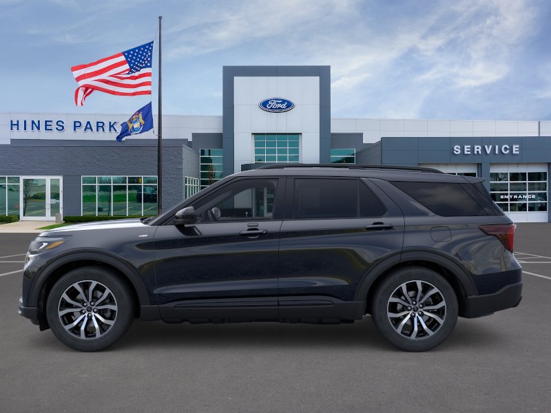 New 2026 Ford Explorer ST-Line AWD/4WD image 3