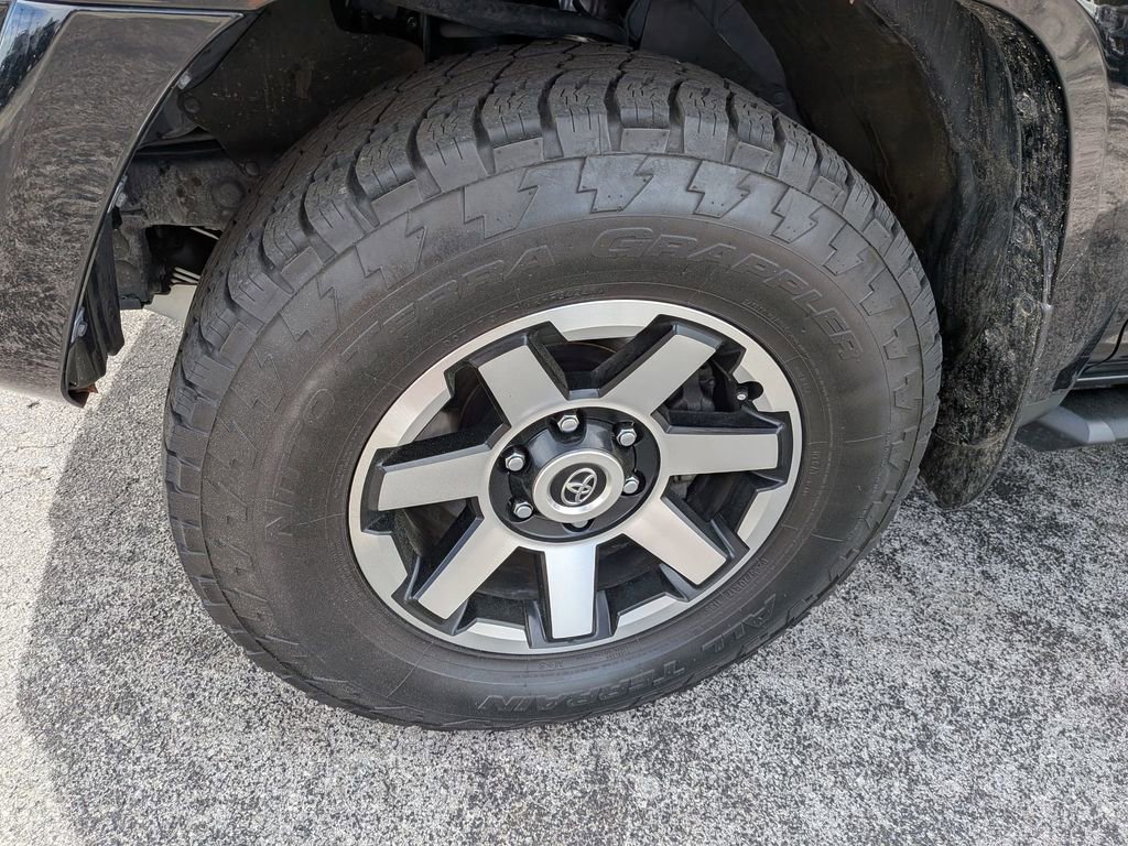 Used 2022 Toyota 4Runner TRD Off-Road Premium w/ Moonroof Package image 9