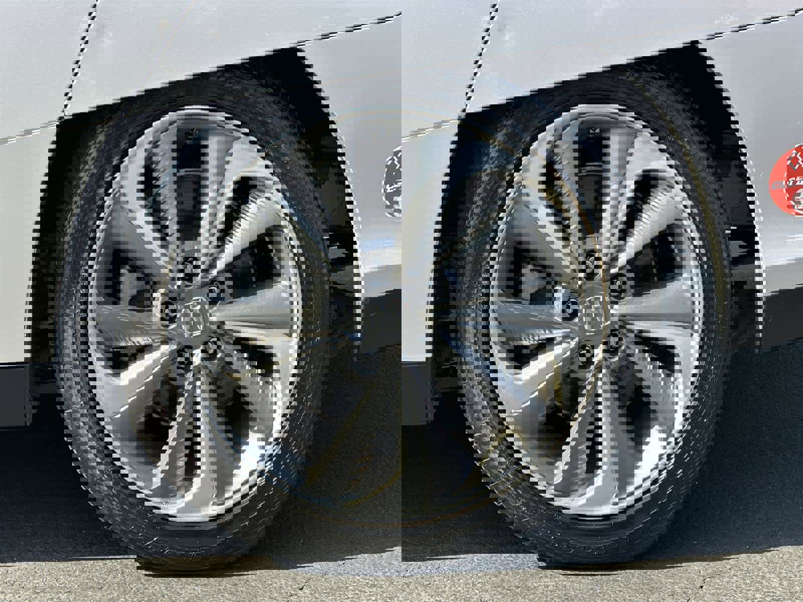 Used 2018 Honda Clarity Touring image 8