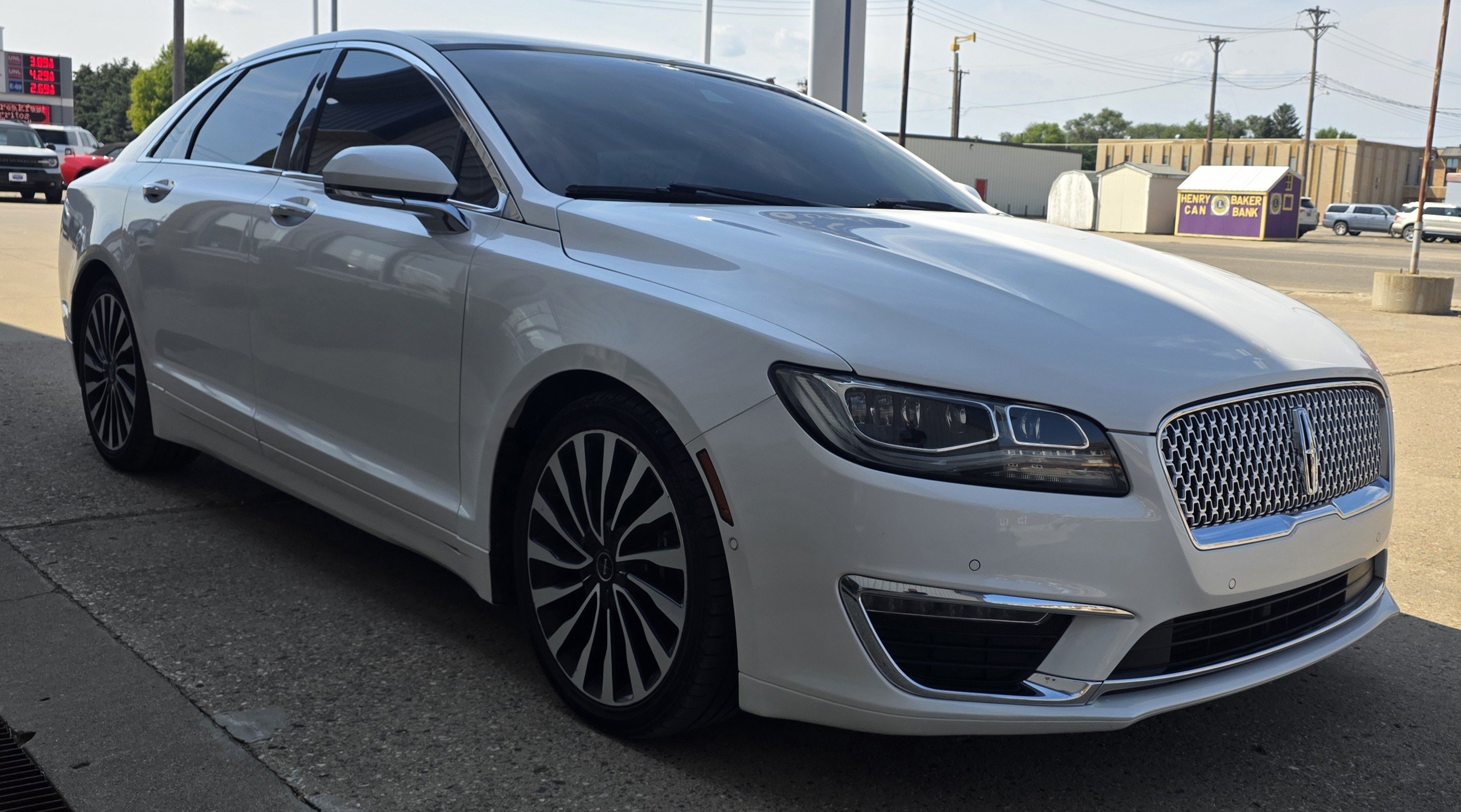 Used 2017 Lincoln MKZ Black Label w/ Technology Package AWD/4WD image 3