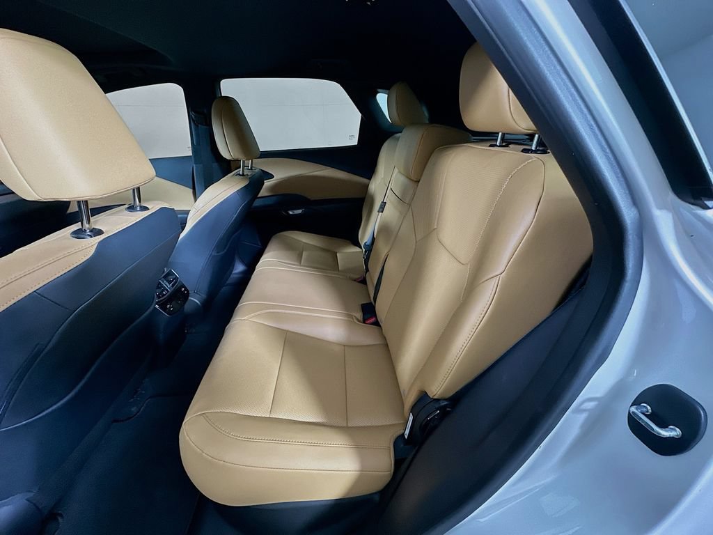 Used 2024 Lexus RX 350 Premium Plus w/ Convenience Package FWD image 14