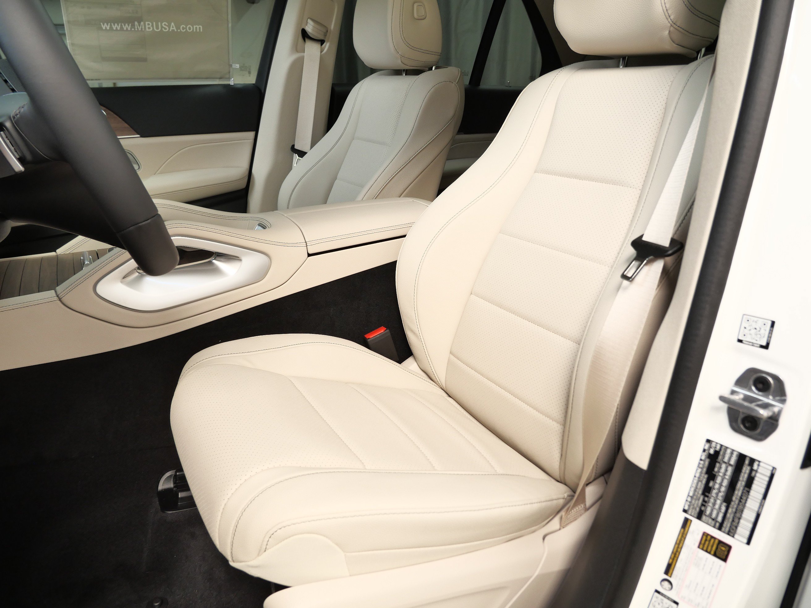 New 2026 Mercedes-Benz GLE 350 4MATIC image 3