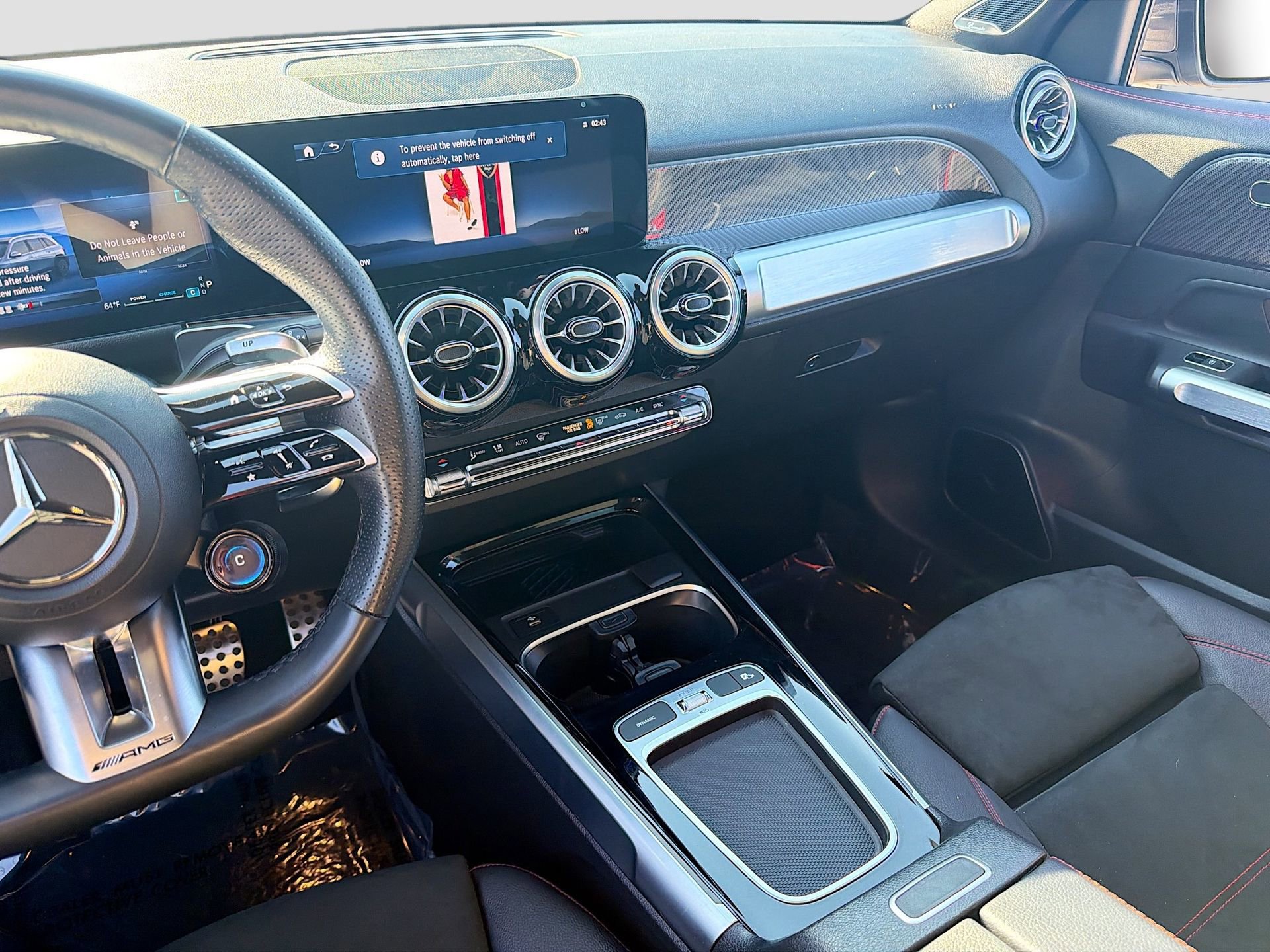 Used 2025 Mercedes-Benz GLB 35 AMG 4MATIC image 28