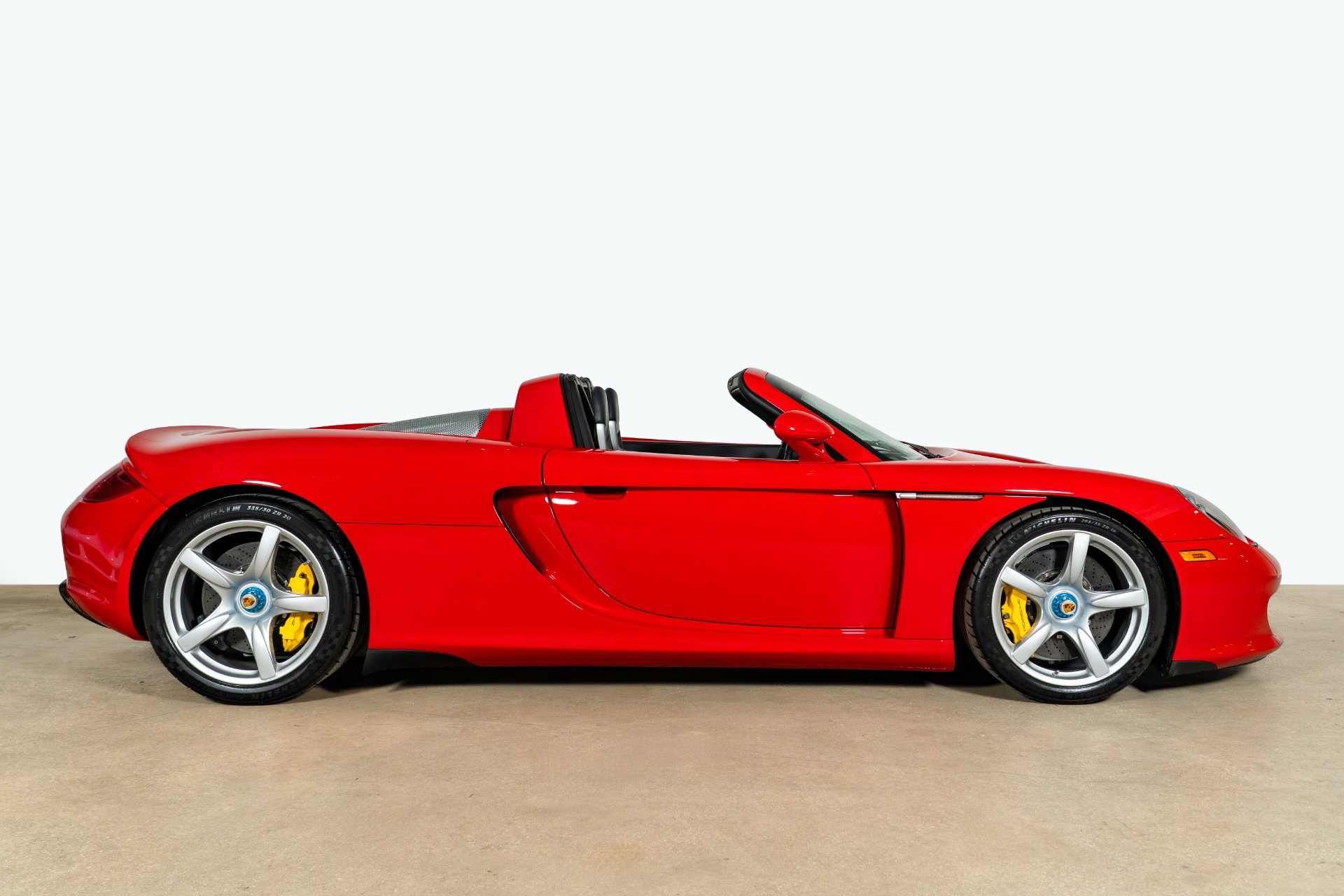 Used 2004 Porsche Carrera GT image 6