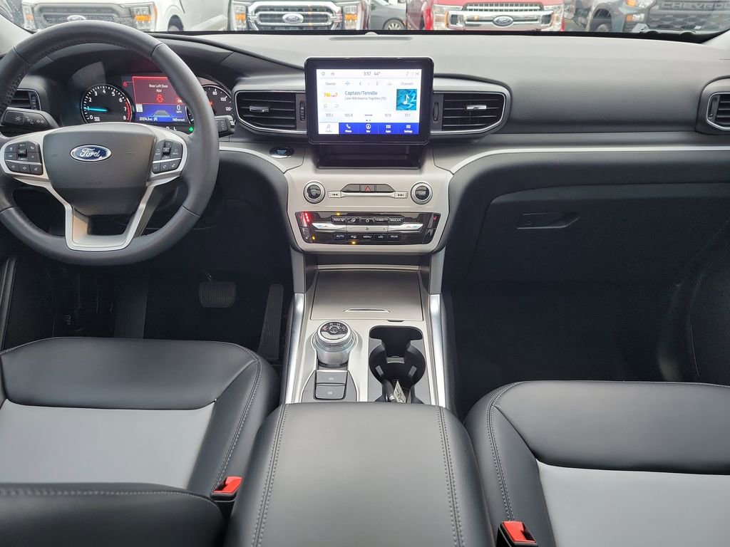 Certified 2023 Ford Explorer XLT w/ Equipment Group 202A image 11