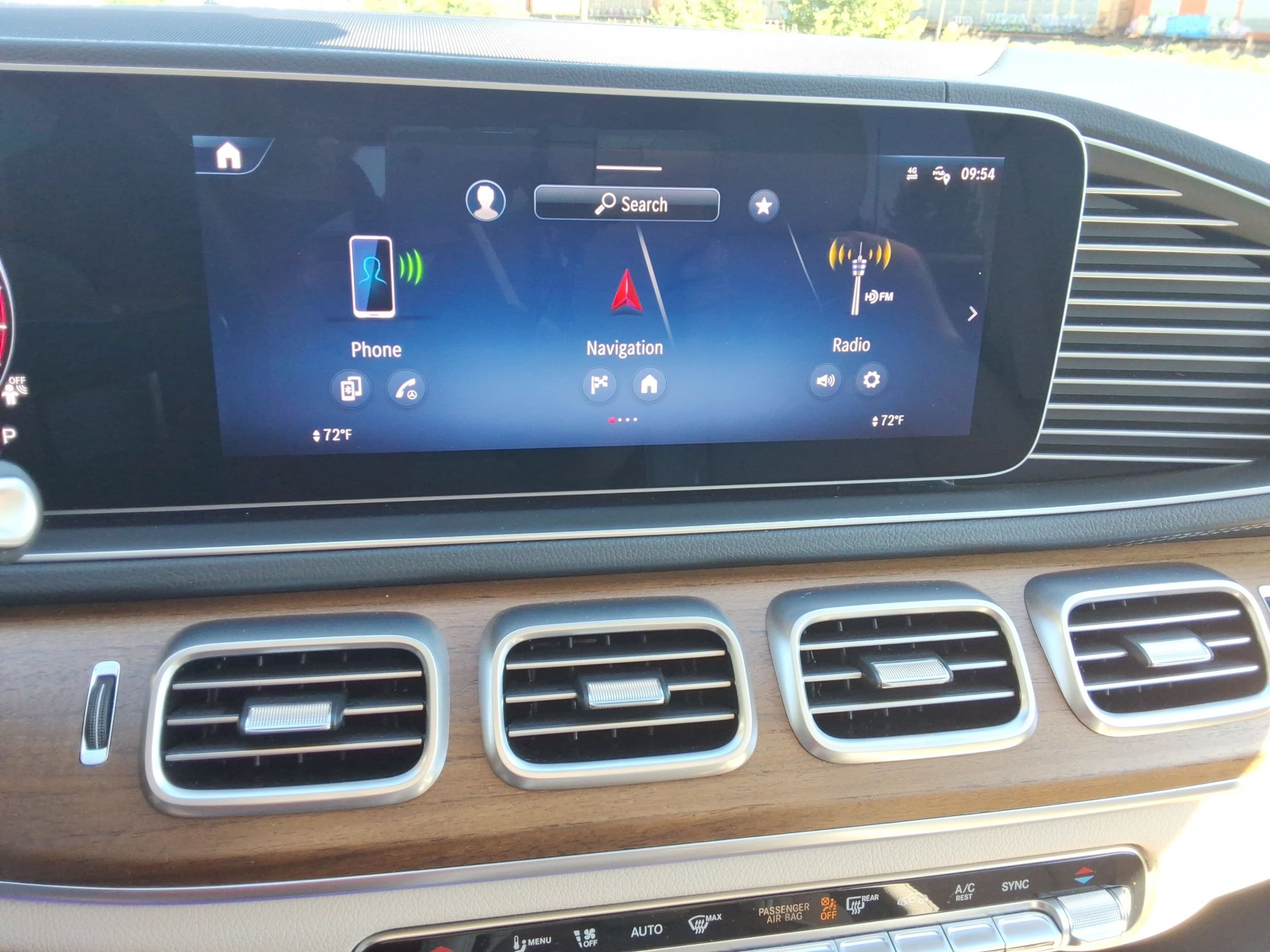 Used 2024 Mercedes-Benz GLS 450 4MATIC image 15
