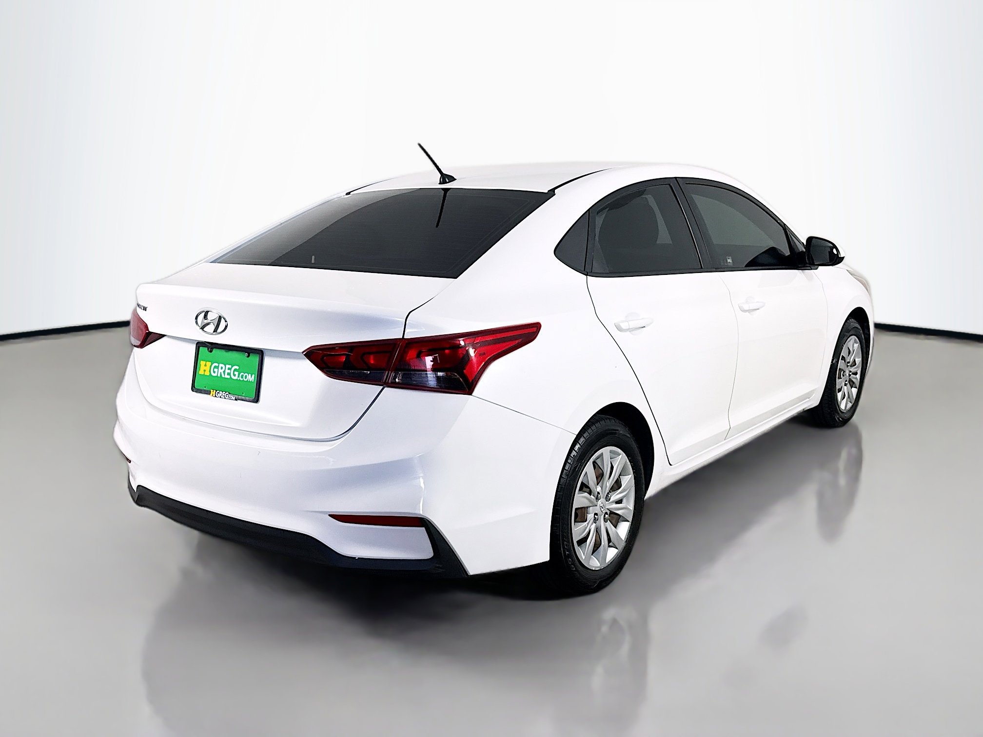 Used 2020 Hyundai Accent SE FWD image 10