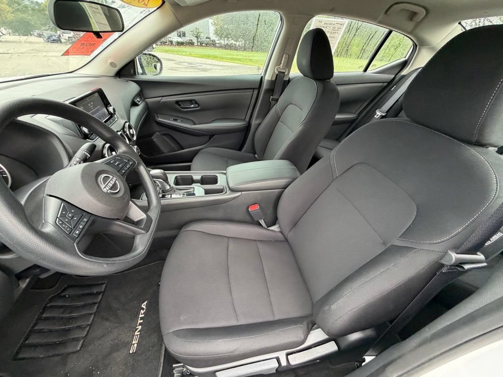 Used 2024 Nissan Sentra S FWD image 11