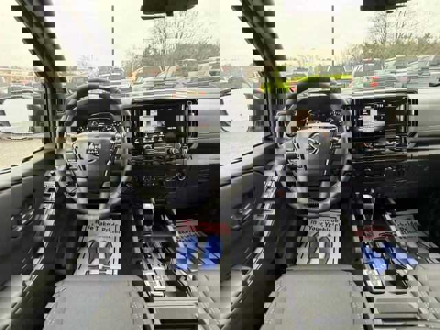 New 2026 Nissan Frontier SV w/ SV Convenience Package image 22