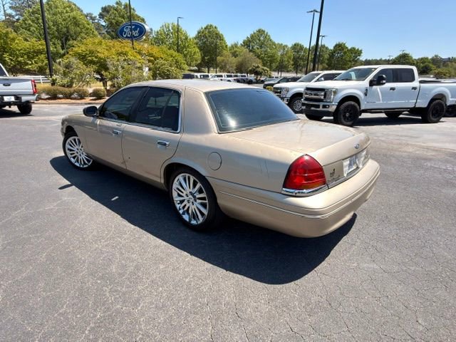 Used 1999 Ford Crown Victoria LX RWD image 9