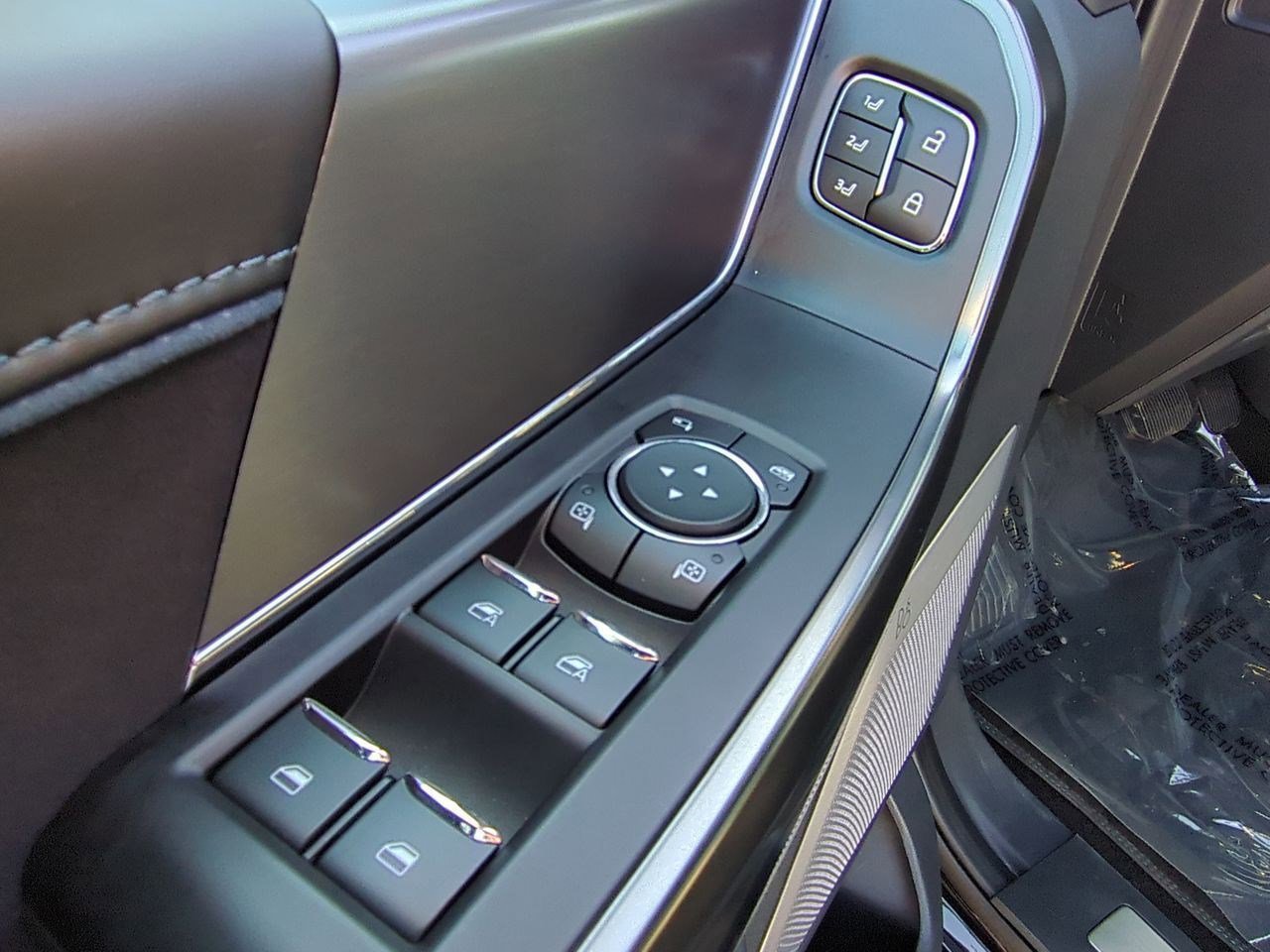 Used 2024 Ford F150 Platinum w/ Equipment Group 702A High image 14