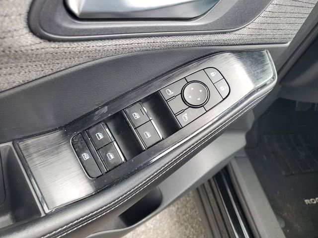 Certified 2023 Nissan Rogue SV FWD image 25
