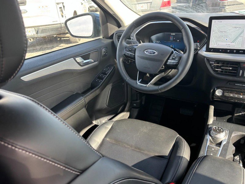 Used 2023 Ford Escape Platinum image 14