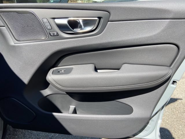 New 2026 Volvo XC60 T8 Ultra w/ Protection Package Premier AWD/4WD image 19