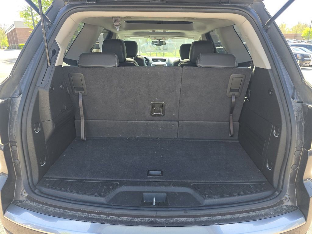 Used 2014 GMC Acadia SLT image 18