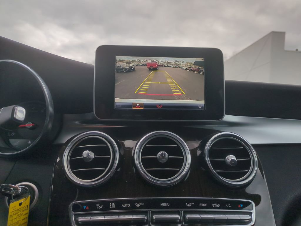 Used 2019 Mercedes-Benz GLC 300 4MATIC image 11