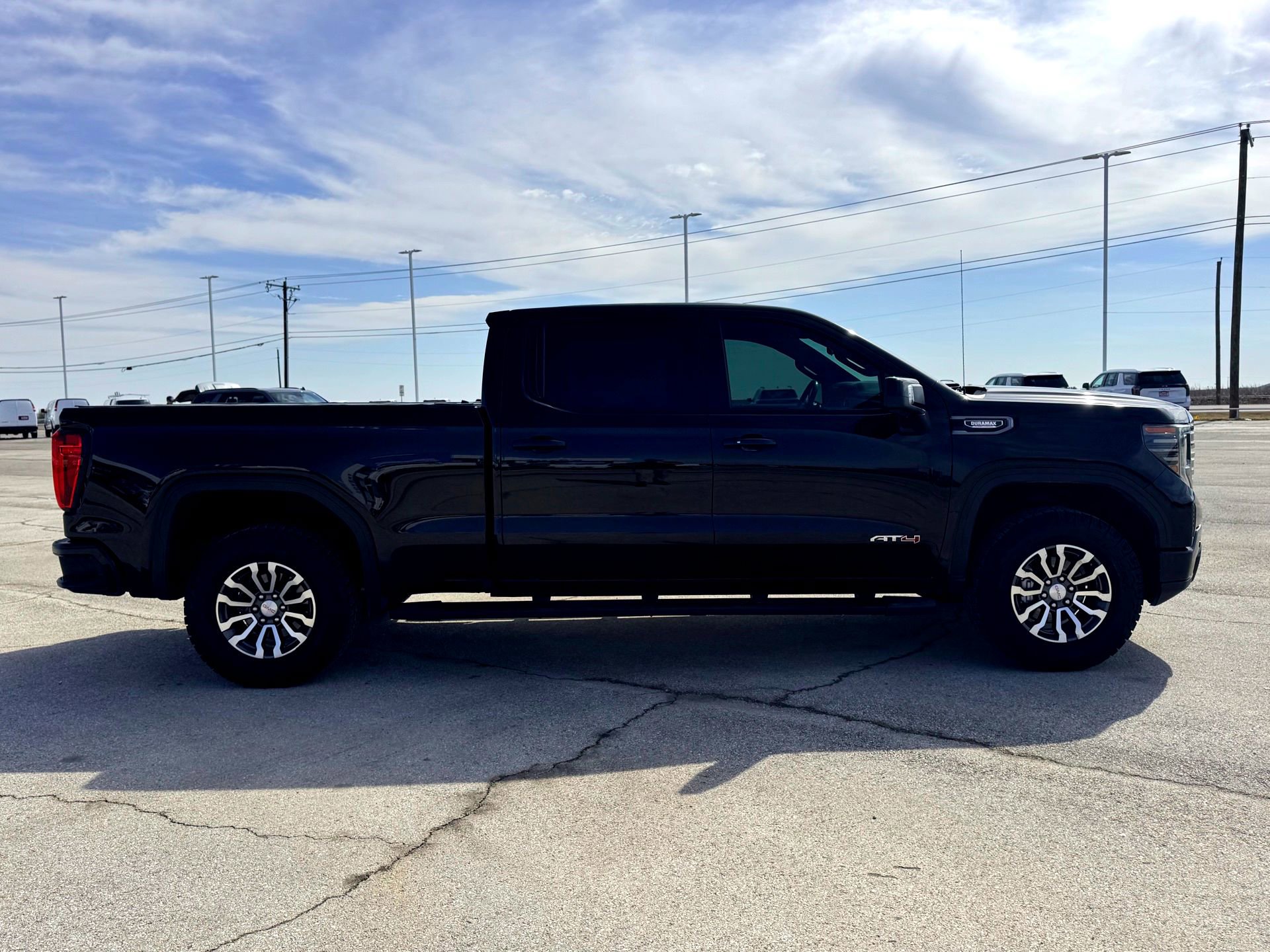 Used 2023 GMC Sierra 1500 AT4 w/ Technology Package image 6