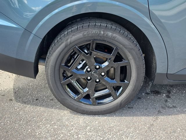 Certified 2025 Kia Carnival SX Prestige FWD image 5