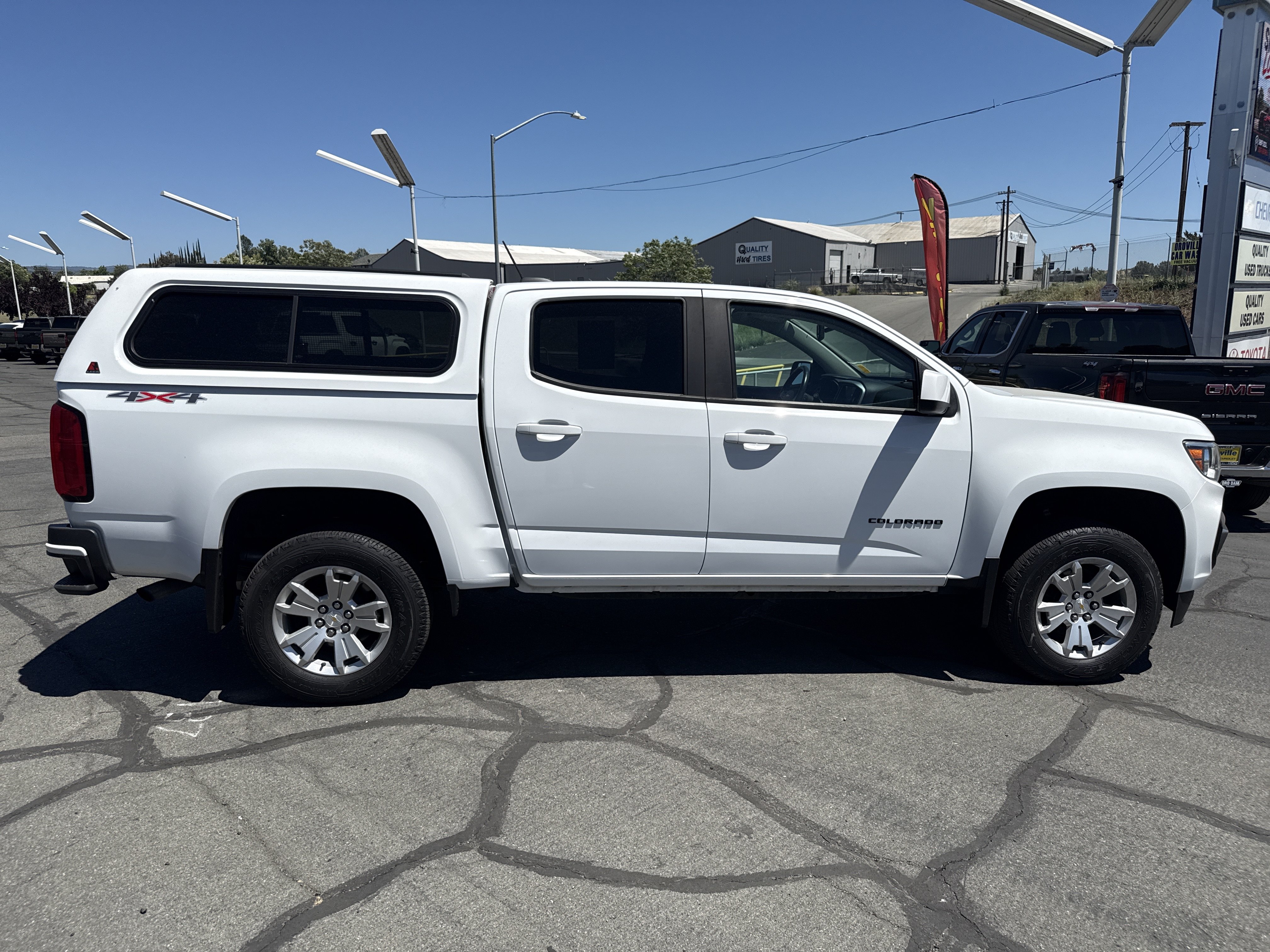 Used 2022 Chevrolet Colorado LT w/ Luxury Package AWD/4WD image 7