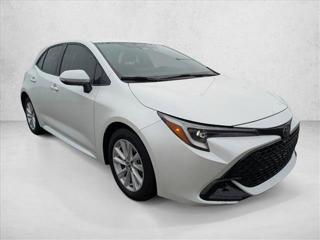 Used 2025 Toyota Corolla SE FWD image 3