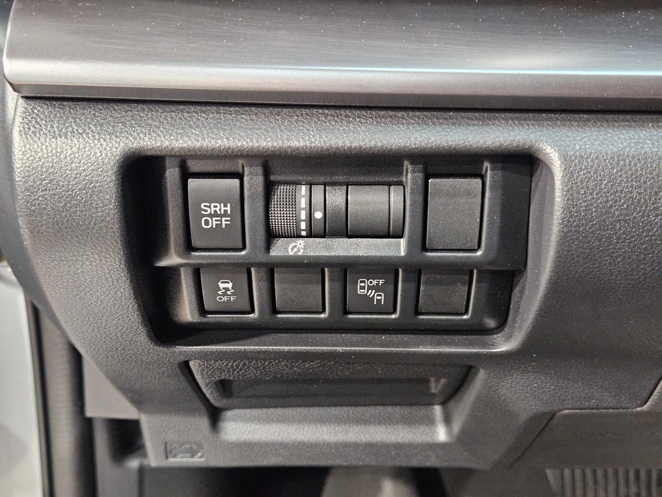 Used 2019 Subaru Crosstrek 2.0i Limited w/ Moonroof Package w/Navigation image 27