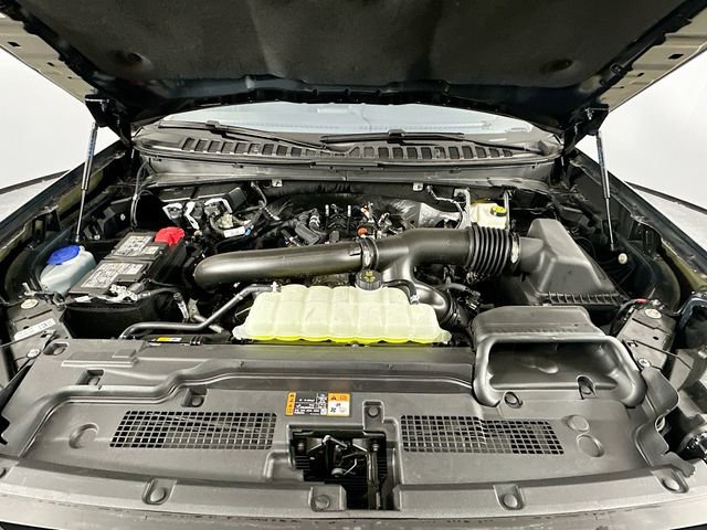 New 2025 Ford Expedition Active image 30