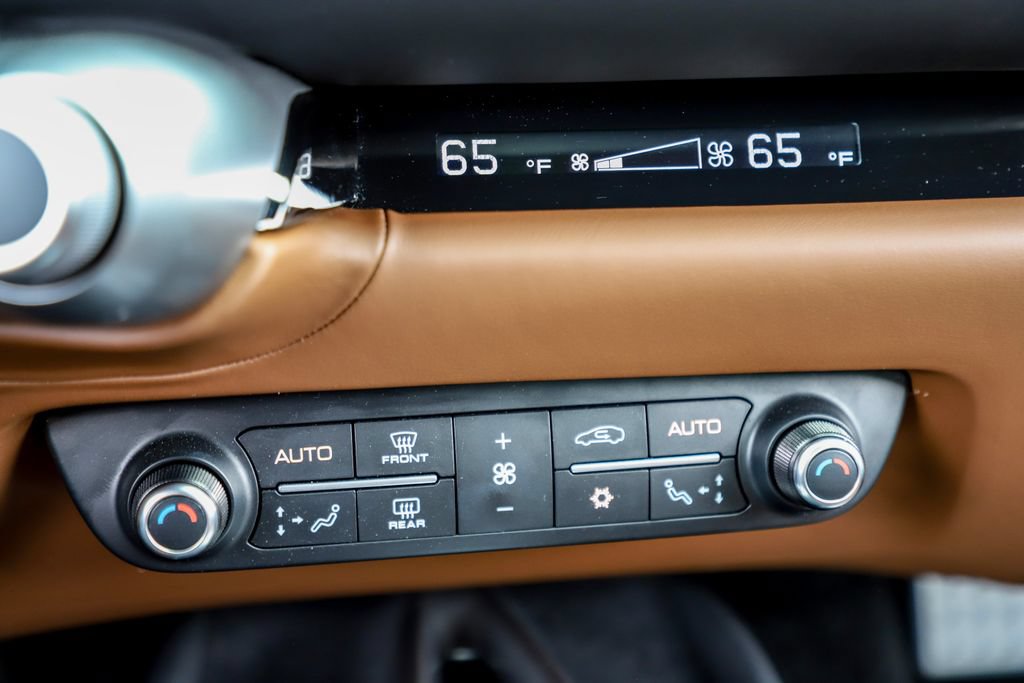Used 2021 Ferrari 812 GTS RWD image 43